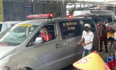 Phát hiện người phụ nữ tử vong trên ghế khi ngồi chờ con ở bến xe tại Bình Dương