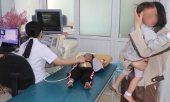 Vì sao 20 trẻ mầm non ở Lai Châu nghi ăn nhầm thuốc chuột?