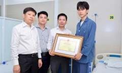  Tặng bằng khen cho 7 cá nhân xả thân cứu người trong vụ cháy ở Hà Nội