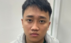 Nam thanh niên vào tiệm vàng cướp mặt dây chuyển để tặng người yêu