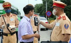 Bộ Y tế lấy ý kiến đề xuất xác định nồng độ cồn trong hơi thở của người điều khiển phương tiện giao thông