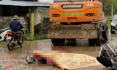 Tin tức tai nạn giao thông mới nhất ngày 20/3: Va chạm với máy xúc, hai bà cháu tử vong thương tâm