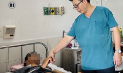 Nam sinh lớp 9 bị bạn cùng trường dùng dao tấn công vì mâu thuẫn nhỏ