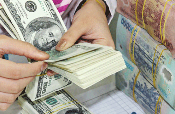 Tỷ giá USD hôm nay 11/12: Đồng bạc xanh tăng mạnh chiều bán trên thị trường tự do