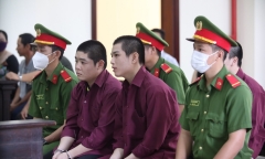 Mâu thuẫn trên mạng xã hội, nhóm thanh niên hẹn nhau giải quyết bằng dao, rựa