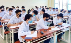 Sở GD&ĐT TP.HCM cho phép học sinh lớp 9 và lớp 12 trở lại trường
