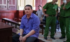 Gã trai sát hại 4 người trong gia đình bị tuyên án tử bất ngờ phát hiện bị tâm thần
