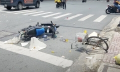 TP.HCM: Ô tô tải tông liên hoàn xe máy và xe đạp, 1 người tử vong thương tâm