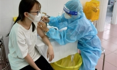 Bộ Y tế đề nghị TP.HCM phản hồi về việc mua 5 triệu liều vaccine Moderna