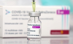 Thêm hơn 1,2 triệu liều vaccine COVID-19 của AstraZeneca về đến Việt Nam
