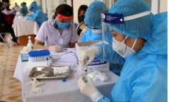 Sáng 2/10, Hà Nội thêm 17 ca dương tính SARS-CoV-2 tại ổ dịch bệnh viện Việt Đức