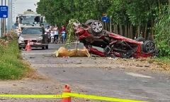 Vụ tai nạn thảm khốc ở Bắc Ninh, 3 người chết: Ô tô 5 chỗ biến dạng, lật ngửa giữa đường