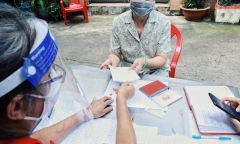 TP.HCM kiểm tra gói hỗ trợ COVID-19: Không ít cư dân trong chung cư cao cấp yêu cầu hỗ trợ