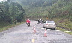 Đi tập thể dục, hoảng hồn phát hiện người đàn ông tử vong trong ô tô vẫn đang nổ máy