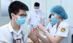 Gần 2 triệu liều vaccine COVID-19 được tiêm cho trẻ từ 12-17 tuổi