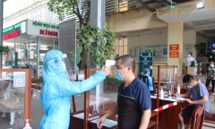Ngày 14/12, Hà Nội ghi nhận thêm 900 ca dương tính với SARS-CoV-2