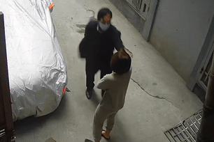 Phó vụ trưởng của bộ TN&MT nói gì về việc đánh phụ nữ vì tranh cãi chỗ đỗ ô tô?