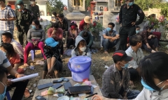 Công an phá sới bạc trong nghĩa địa ở Tây Ninh: 2 
