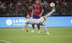 Messi lập siêu phẩm kiểu