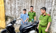 Vào nhà nghỉ cùng bạn trai mới quen, người phụ nữ 34 tuổi bị cuỗm SH mới mua