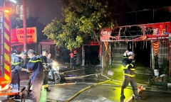 Vụ cháy hàng loạt kiot ở Hà Nội: Xuất phát từ quán cà phê 