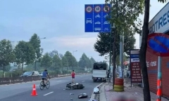 Tin tức tai nạn giao thông mới ngày 14/11: Tông vào cột biển báo lề đường, cô gái trẻ tử vong tại chỗ