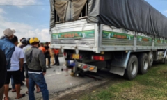Tin tức tai nạn giao thông mới ngày 24/12: Xe máy đâm đuôi xe tải đỗ bên đường, một người tử vong tại chỗ
