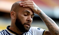 Thái độ của HLV Xavi khi Dani Alves bị bắt trước cáo buộc tấn công tình dục