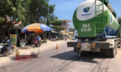 Tin tức tai nạn giao thông mới ngày 15/2: Cô gái đi xe máy tử vong thương tâm dưới bánh xe bồn