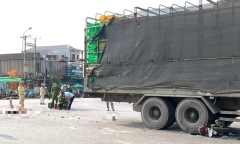 Hà Tĩnh: Va chạm với ô tô tải, 2 học sinh đi xe máy thương vong