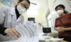 Kỳ thi tốt nghiệp THPT 2023: Xử lý thế nào nếu thí sinh bị ốm khi đang làm bài?