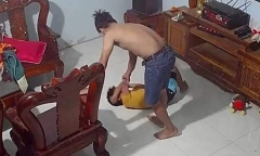 Vụ bé 9 tuổi bị cha dượng bạo hành ở Bình Phước: Thông tin đáng chú ý từ chuyên gia