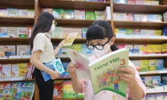 Bảo đảm kiểm soát chặt chẽ chi phí xuất bản, phát hành để giảm giá sách giáo khoa