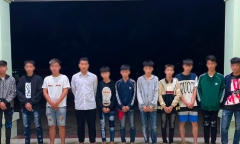 Mâu thuẫn trên mạng xã hội, nhóm thanh thiếu niên mang hung khí đi tìm “đối thủ”