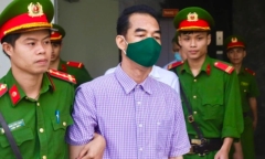 Vợ chồng cựu Thứ trưởng Tô Anh Dũng bật khóc tại tòa, xin giảm nhẹ hình phạt