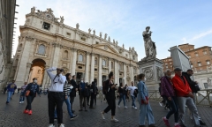 Cuộc sống tại thủ đô Italy gần như đã trở về thời trước đại dịch COVID-19?