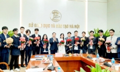 Sở GD&ĐT Hà Nội gặp mặt 13 học sinh giỏi dự kỳ thi chọn đội tuyển thi quốc tế năm 2024