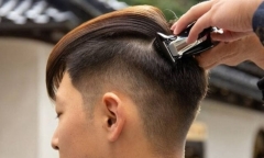 Chàng trai bị người nhà kiện ra tòa vì...cắt tóc vào mùng 2 Tết