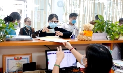 Nhiều trường đại học thông báo dừng tăng học phí năm học 2022-2023