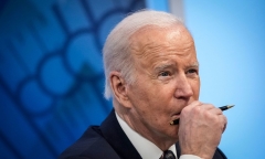 Nga cấm 200 công dân Mỹ nhập cảnh, bao gồm các em ruột của Tổng thống Biden
