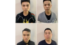 Hà Nội: Bắt nhóm đối tượng giả làm khách đổi ngoại tệ để lừa đảo