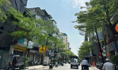 Miền Bắc xuất hiện nắng nóng bất thường trước khi chuyển rét 