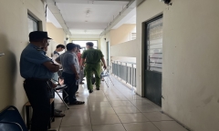 Bình Dương: Điều tra nguyên nhân nam giảng viên tử vong trong nhà công vụ