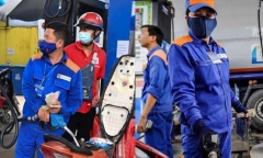 Giá xăng dầu đồng loạt tăng từ chiều nay (11/1)