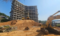 Tháo dỡ khách sạn 12 tầng xây dựng trái phép ở Phú Quốc