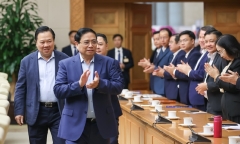 Thủ tướng yêu cầu tránh nóng vội, giật cục trong điều chỉnh giá điện