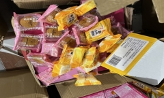 Phát hiện và thu giữ hơn 4.500 chiếc bánh trung thu nhập lậu ở Hà Nội