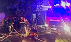Vụ cháy lúc rạng sáng, 2 mẹ con tử vong: Lối thoát hiểm trong nhà bị tắc nghẽn