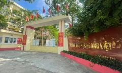 Hà Nội: Nhiều học sinh lớp 3 nhập viện do nghịch thuốc lá điện tử