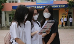 Số thí sinh trúng tuyển đại học đợt 1 năm nay tăng nhẹ so với năm 2022
